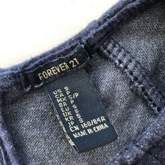 Forever 21 Quilted Boxy Short Sleeve Navy Tee S - Picture 6 of 6